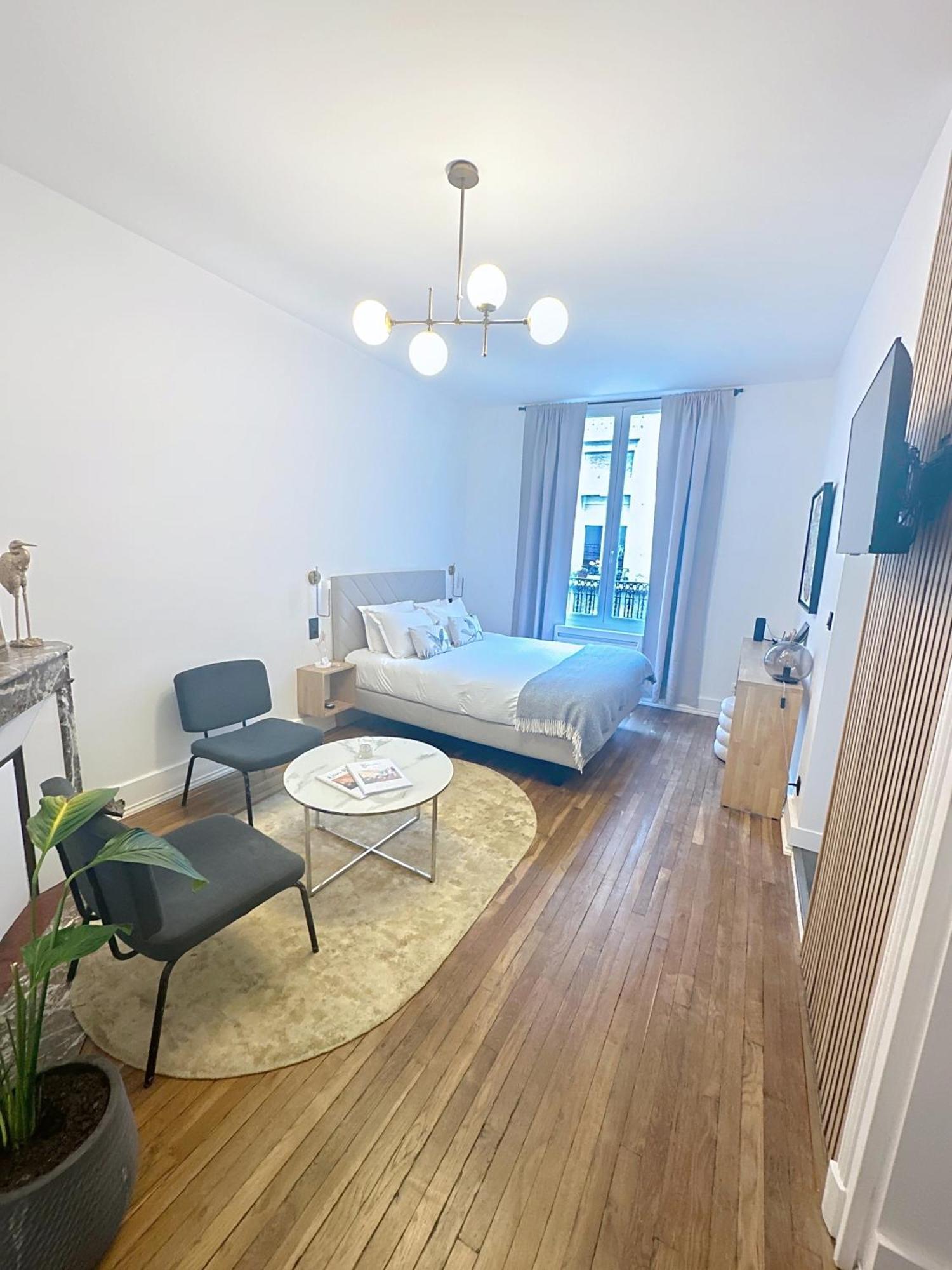 So Guest, Clou Dans Le Fer, Modern Near Cathedral Apartment Reims